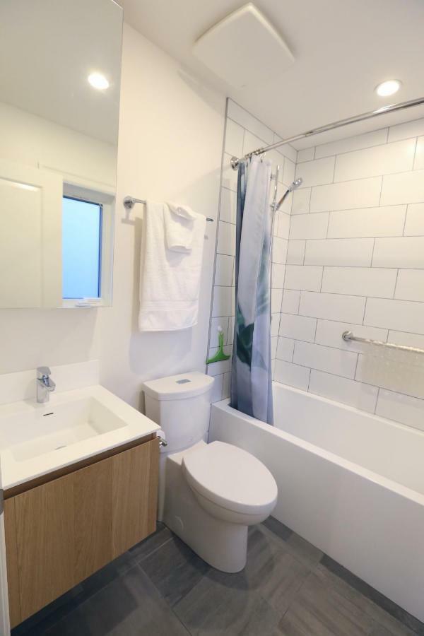 Vancouver Traveller B&B Екстериор снимка